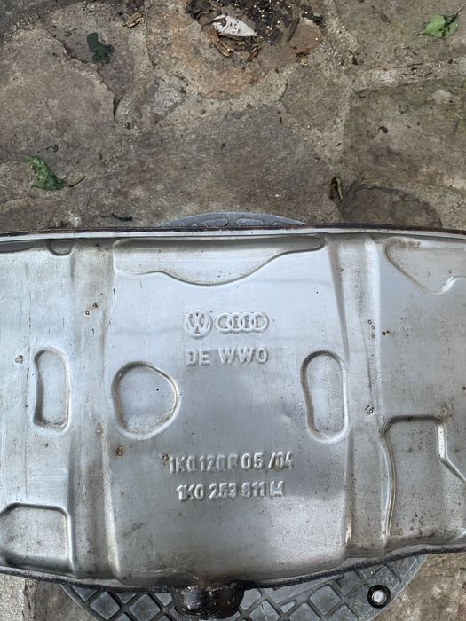 Оригинално гърне от голф 5