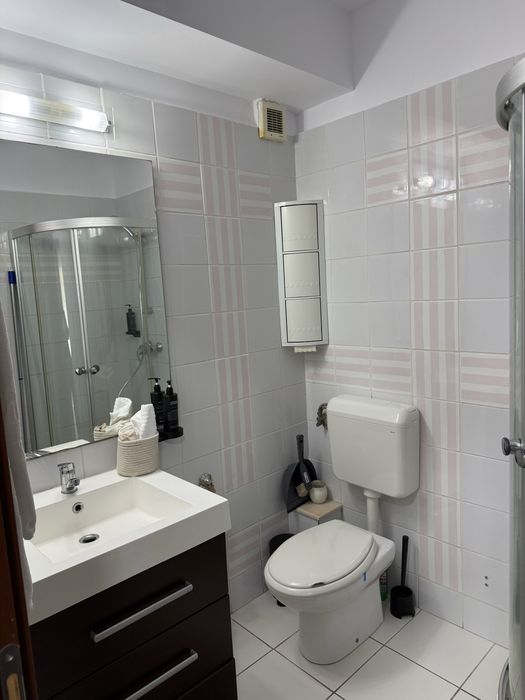 Inchiriere apartament 3 camere Zona Baneasa