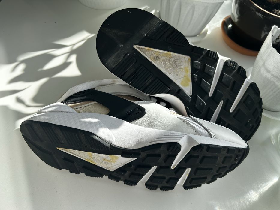 Продам кроссовки