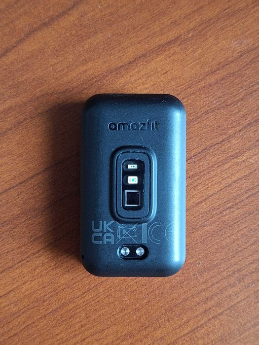 Bratara fitness Amazfit Band 7, Neagra