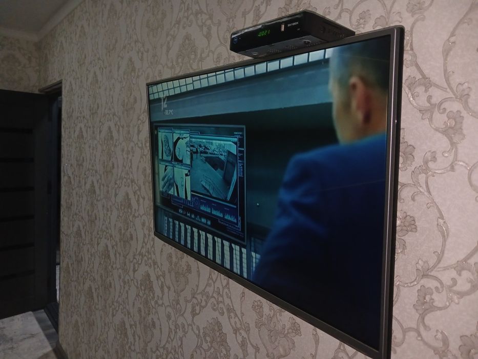 Телевизор Lg 43 размер не смарт.