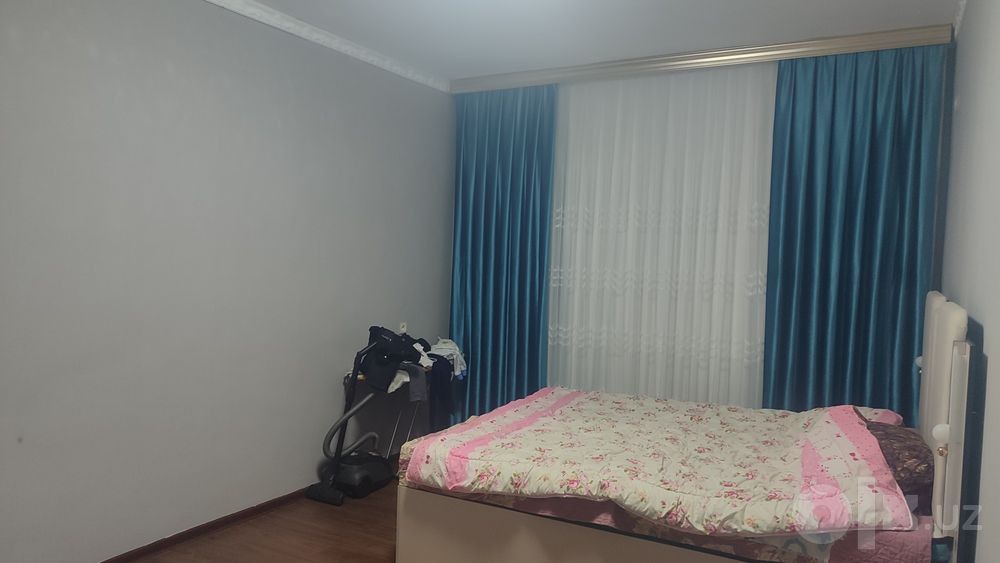 8-hududda 2 xonali uy sotiladi
