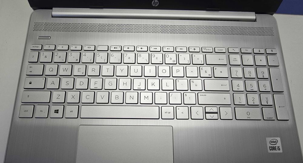 HP 15-DW1023NF   i5 10205U/8GB/512SSD/FHD
