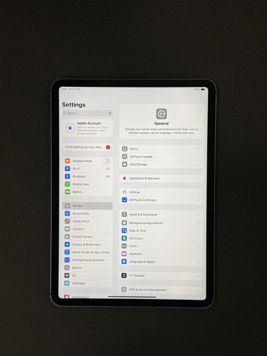 Продавам iPad PRO 11inch 2nd GEN
