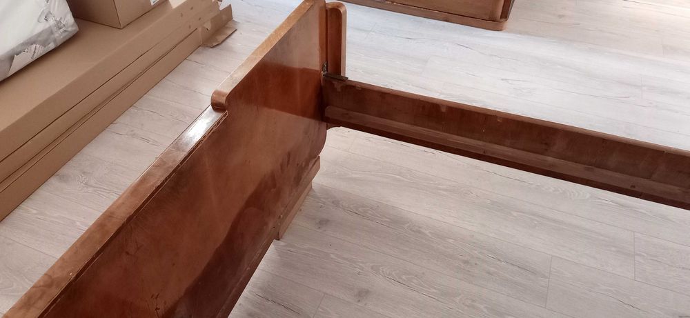 Спалня от дърво за матрак с размери 164х190 см или 160х190 см