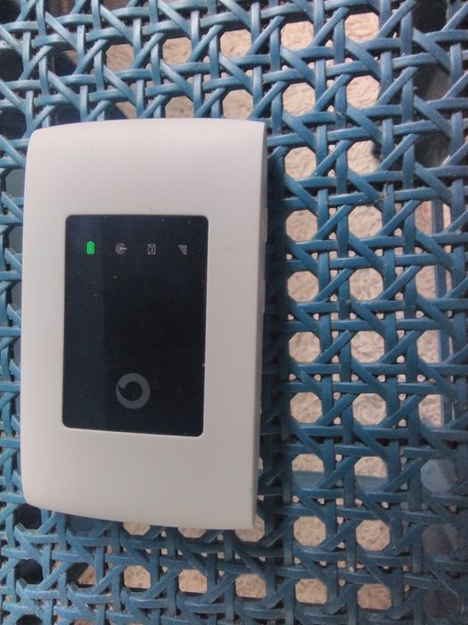 некодиран 4G LTE високоскоростен джобен рутер HUAWEI CAT 4