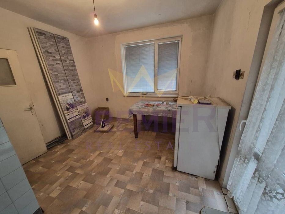 Продава се Четиристаен апартамент в Пловдив, Съдийски - 98 кв.м за 1510 €/кв.м - Снимка #3