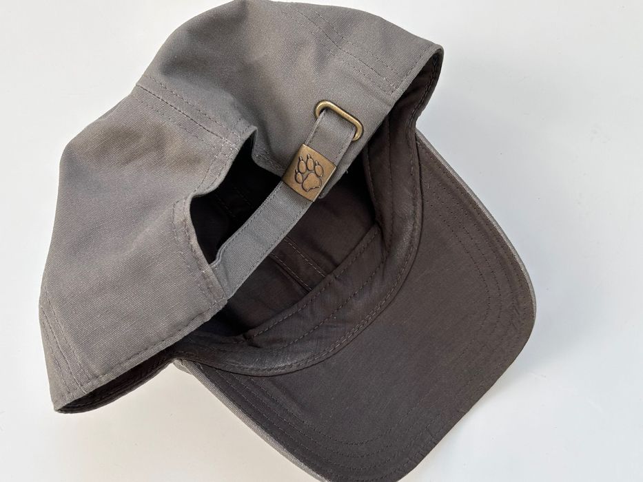 Шапки Siesel, Under Armour, Jack Wolfskin