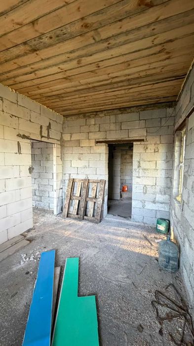 Продам участок и недостроенный дом в Ормане