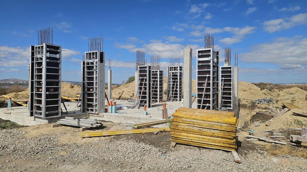 Производител. Алуминиев ръчен рамков кофраж за стени и колони