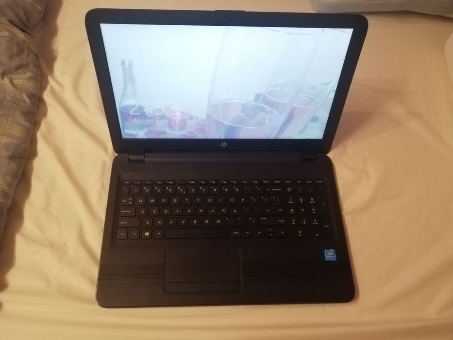 Laptop Lenovo sí HP