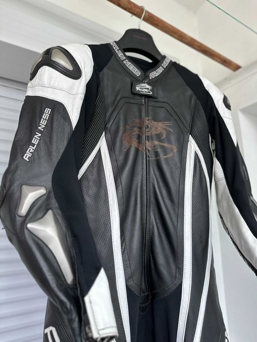 Arlen ness magnesium