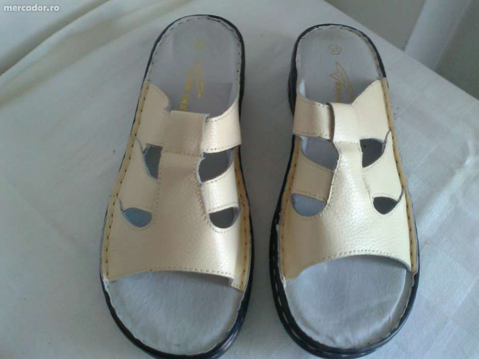 papuci crem,41
