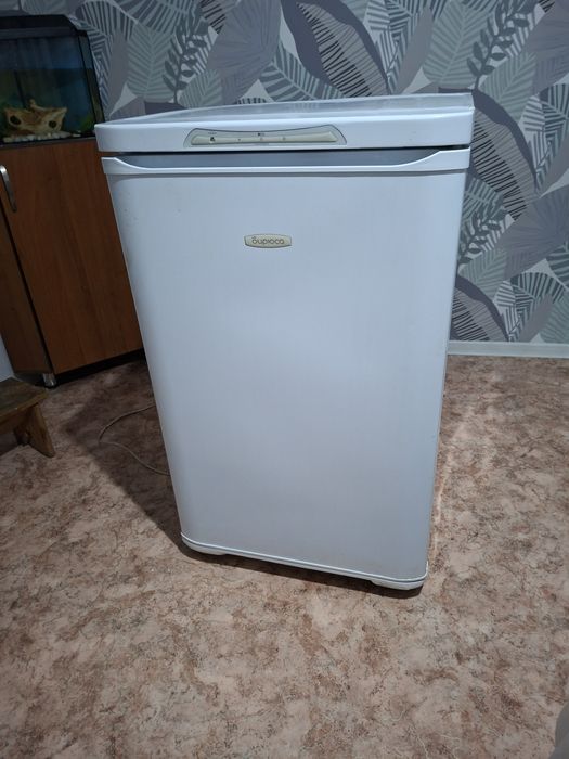 Продам морозильник бирюса