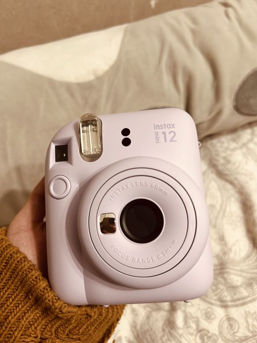 Камера Instax mini 12