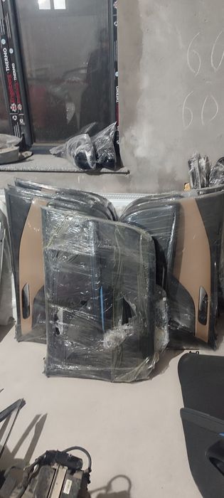 Monza qanot oq equinox qanot oq