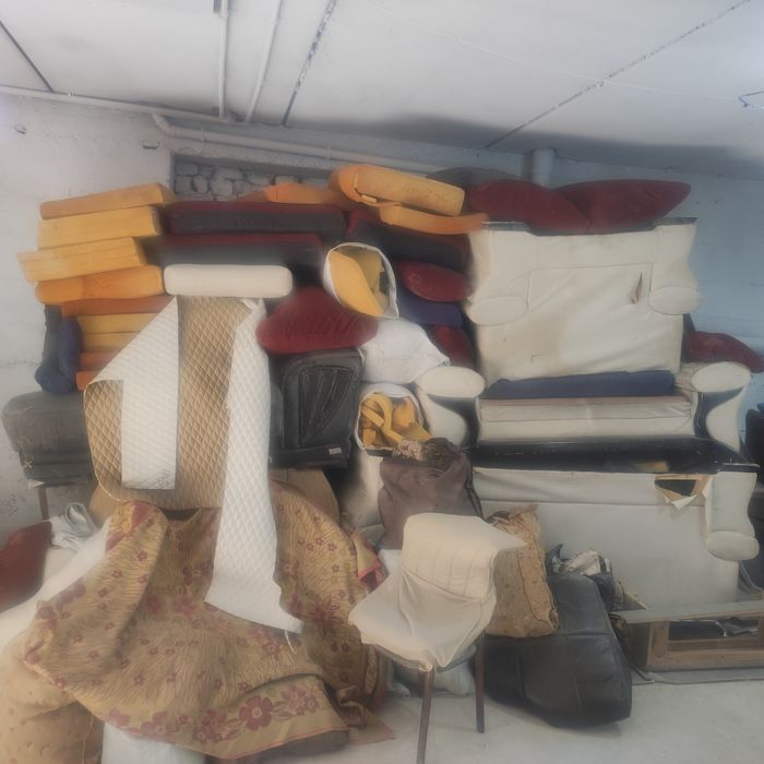 Ески мебеллар бор каркази бакватти ремонт талаб