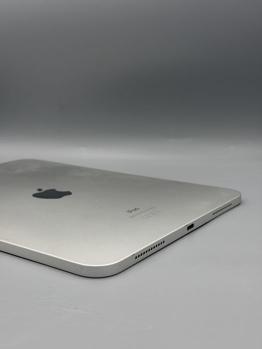 Apple iPad 10 / 10.9” / 64 GB / Baterie 91% / 221 Cicluri / Silver / Garantie / Stare excelenta