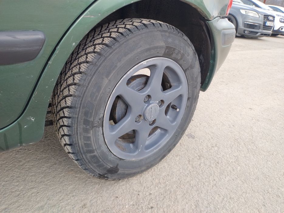 Нисан Микра К11 ;1,3 бензин