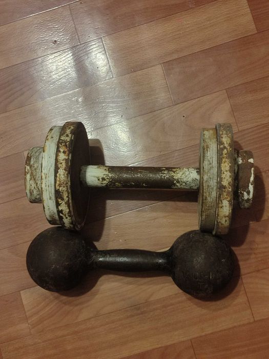 Продам разные гантели