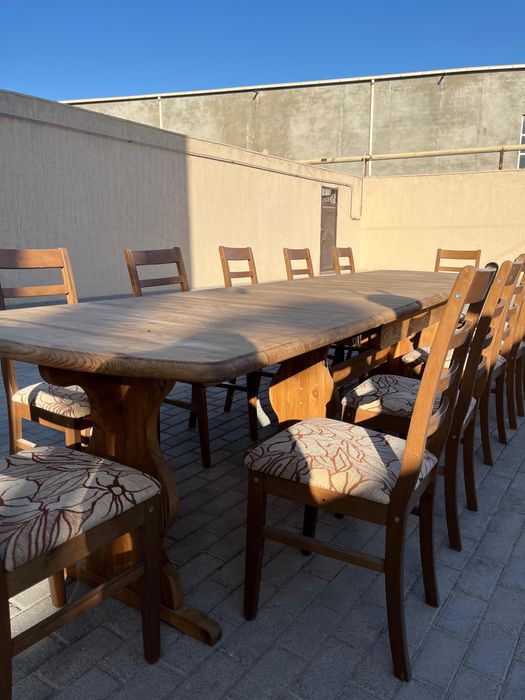 Стол стулья мебель