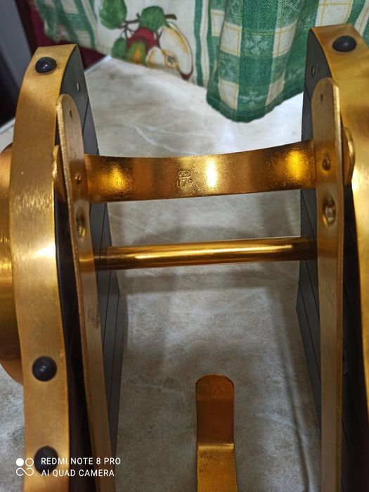 Подставка под шампанское