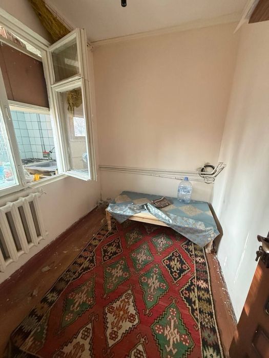 Чилонзор 20кв 2в3/4/4 обши плашадь 52кв разденли балкон 1,5/6 средни р