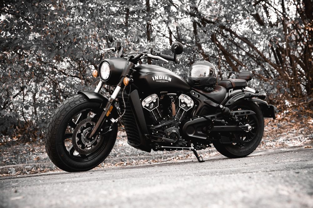 INDIAN SCOUT BOBBER MY2023 black smoke