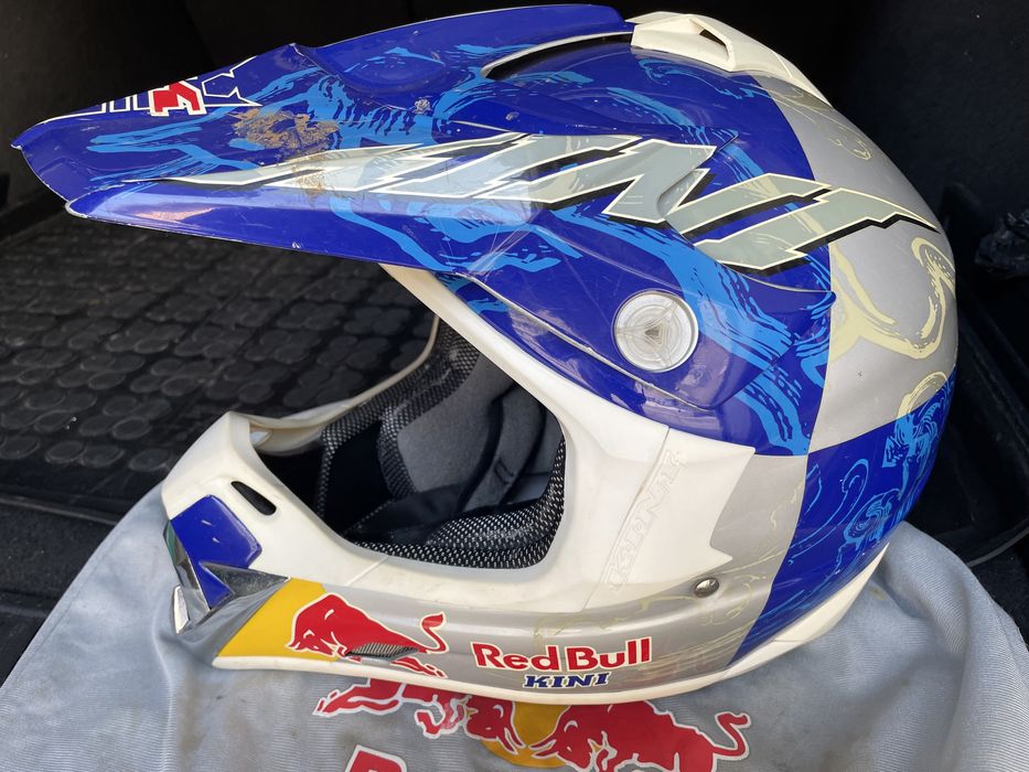 REVIT Eclipse ventilated 4xl   Kini red bull L