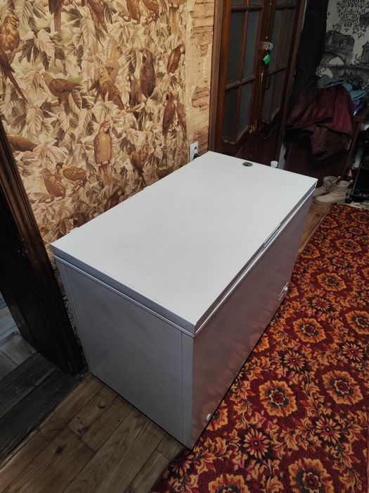 Ларь, морозильная камера