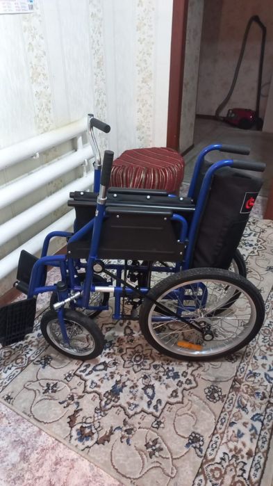 Инвалидная коляска
