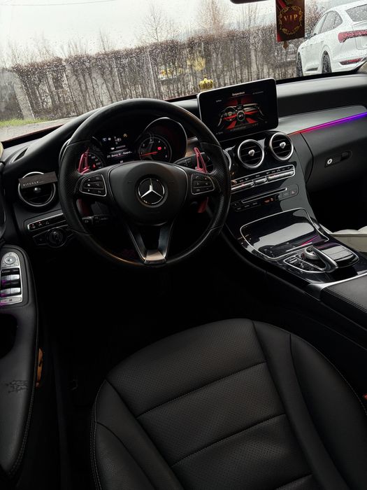Mercedes-Benz / C-Class / 2015 /