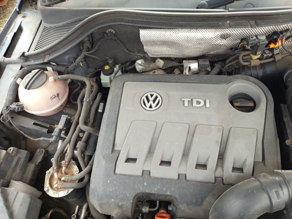 Фолксваген Тигуан 2.0тди 2010год