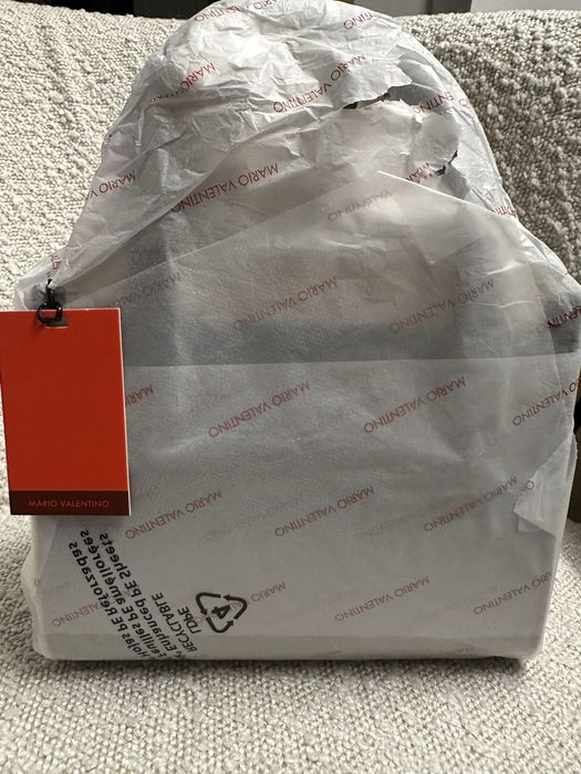 Geanta Valentino noua