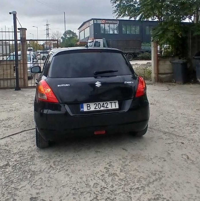 Suzuki Swift metalik automat