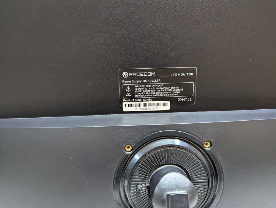 Продается монитор Facecome 27