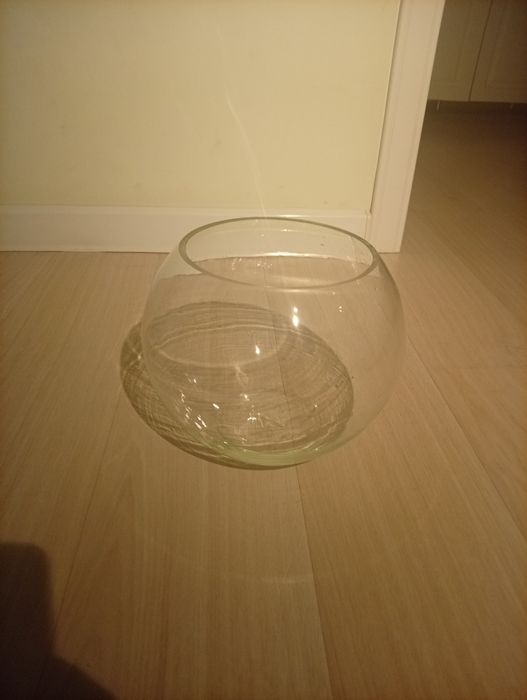 Аквариум ~7.3 литров шарообразный