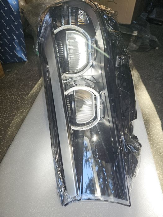 фар за бмв G 11.12