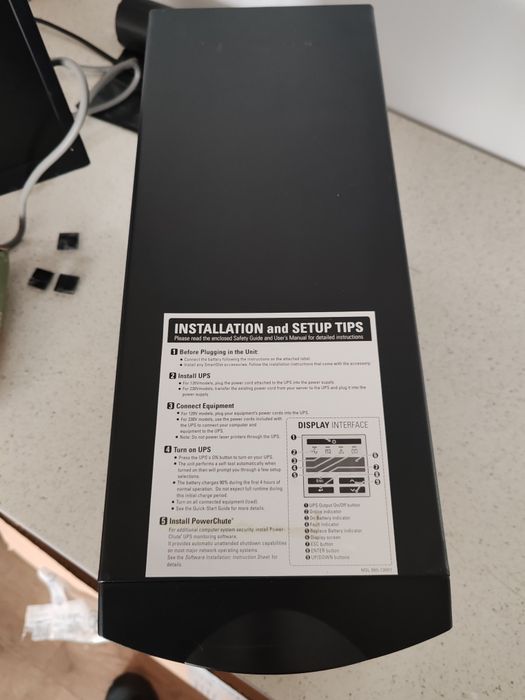 UPS smart APC SMT1500IC, 1500VA, 1000W, 8x prize
