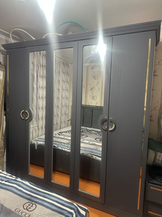 Продаётся спальная мебель