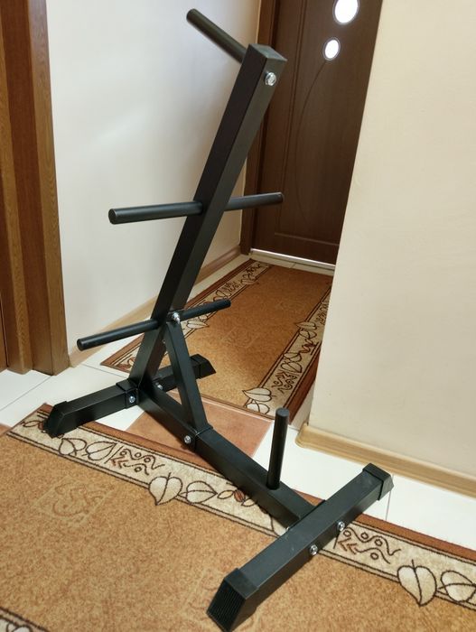 Продавам стойка за тежести ф30