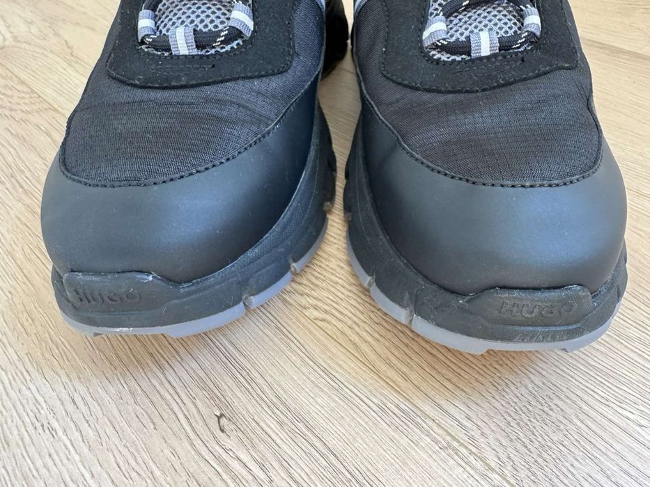 Зимни черни обувки Hugo Boss размер 44