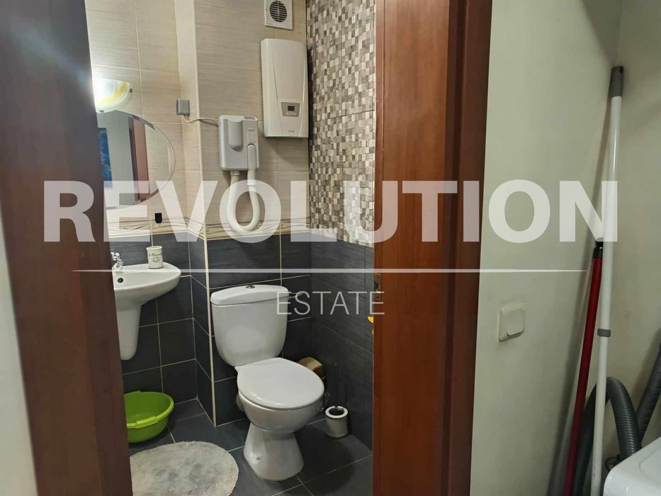 Дава се под наем Двустаен апартамент в к.к. Св.Св. Константин и Елена - 71 кв.м за 500 € - Снимка #8