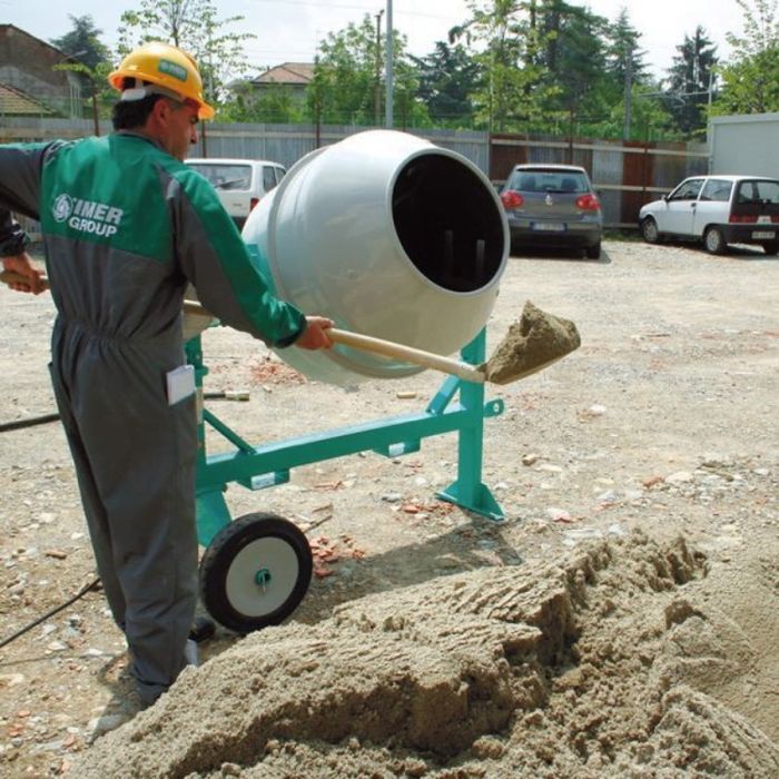 Inchiriez Scule (picamer,compactor,masina taiat asfalt,flex,drujba,etc)