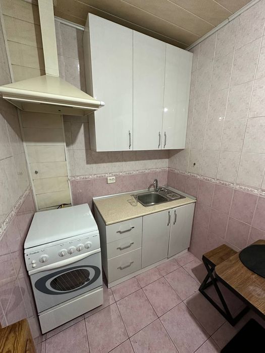 (5) Сдаётся на Ойбек возле метро!!!