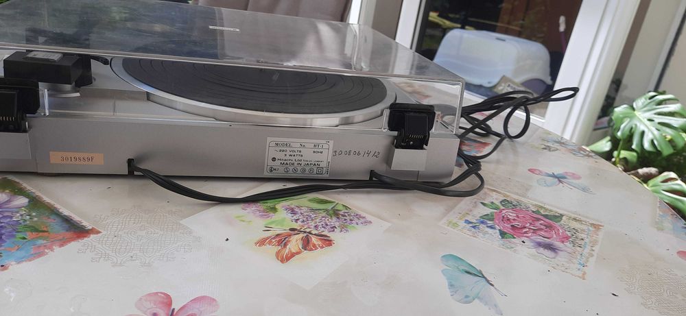 Pikup Hitachi HT-1