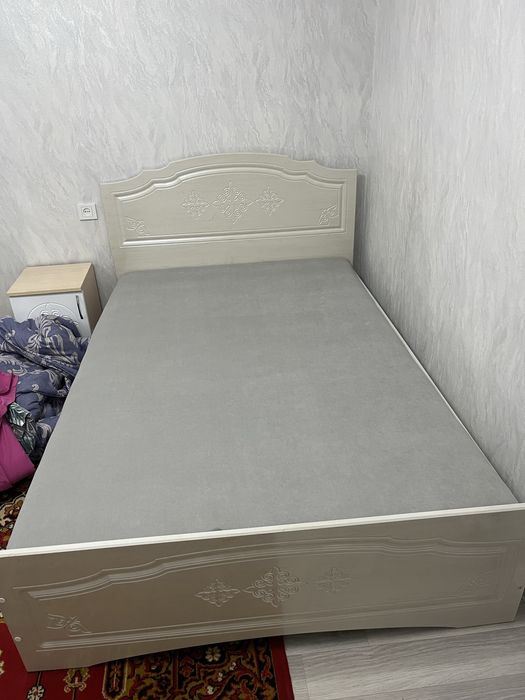 Полуторка төсек сатылады