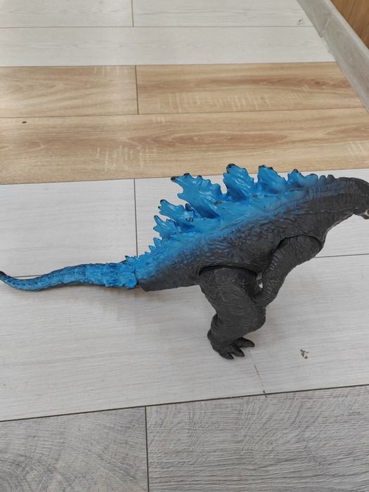 Jucării Godzilla și King Kong