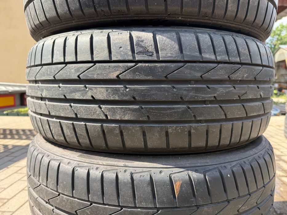 Anvelope 225 45 19 hankook vara