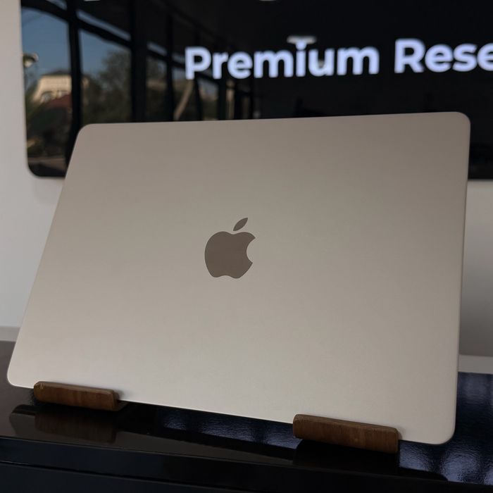MacBook Air M4•16GB/256GB